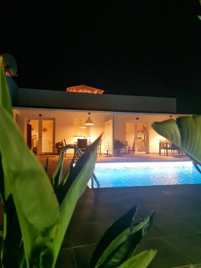 Villa Tino- Casa M Los Llanos De Aridane Ngoại thất bức ảnh